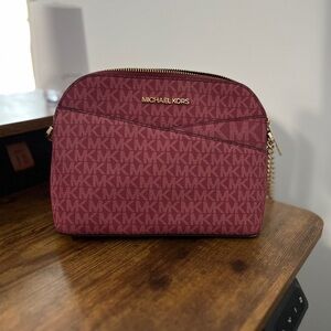 Michael Kors Crossbody